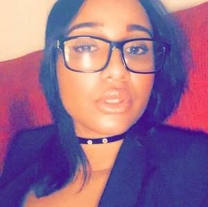 Meet your Posher, Smailin